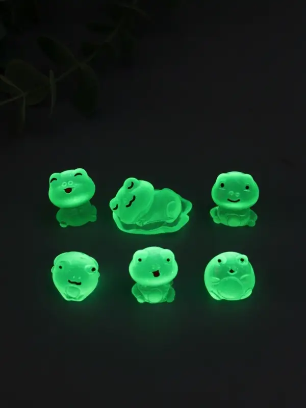 Сувенир эпоксидная смола флюоресцентный Сувенир эпоксидная смола флюоресцентный "Лягушата" набор 6 шт 3,2х2,5х2 см