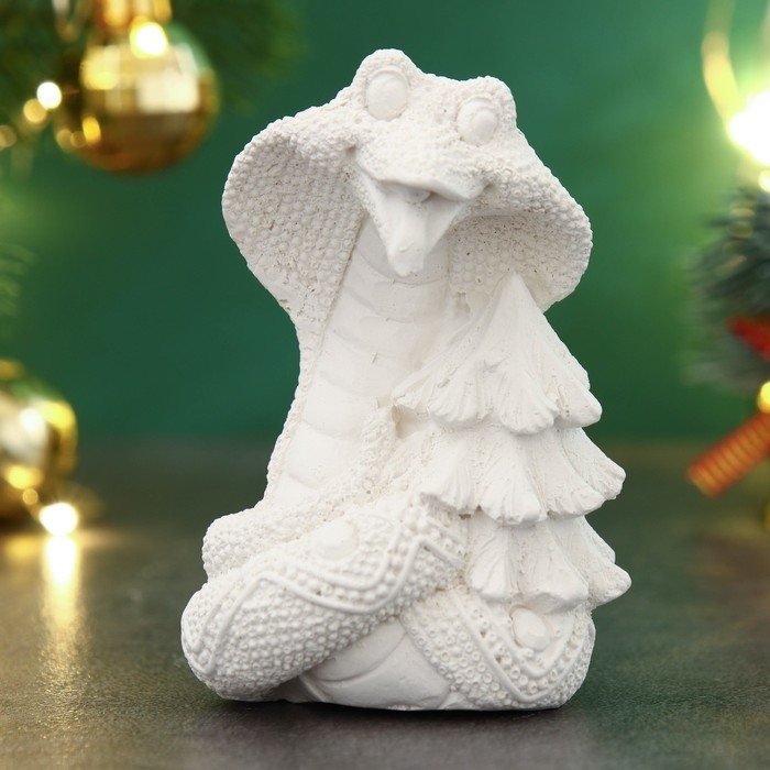 Новый год. Символ 2025. Фигура для раскраски  Новый год. Символ 2025. Фигура для раскраски "Змея с елочкой", 8х6см