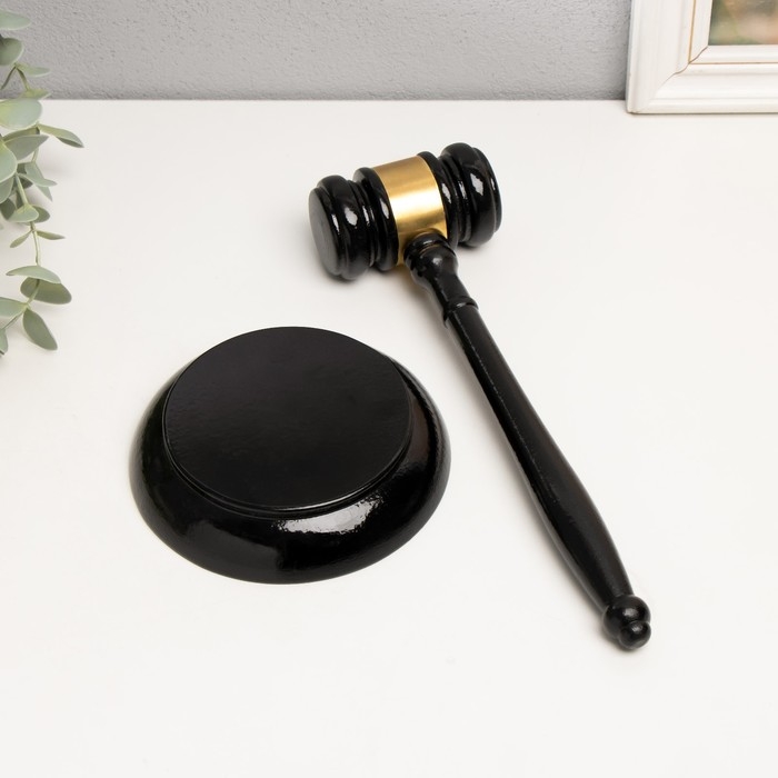 Сувенир дерево  Сувенир дерево "Судейский молоток" 12,5х12,5х25 см