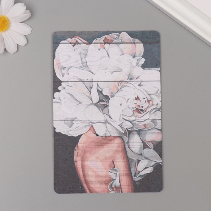 Растущая открытка Растущая открытка "Девушка в пионах!" 10*15 см