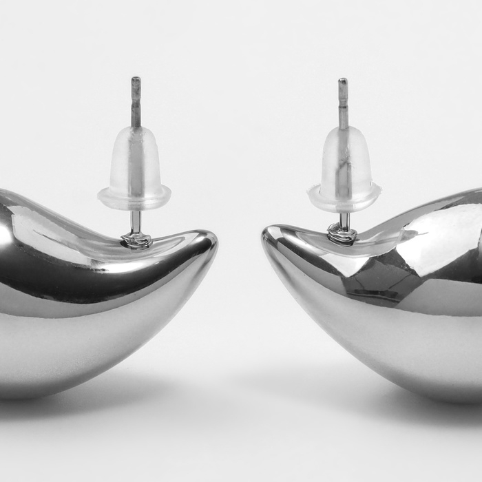 Серьги пластик «Капля» изогнутая мах, цвет серебро Серьги пластик «Капля» изогнутая мах, цвет серебро