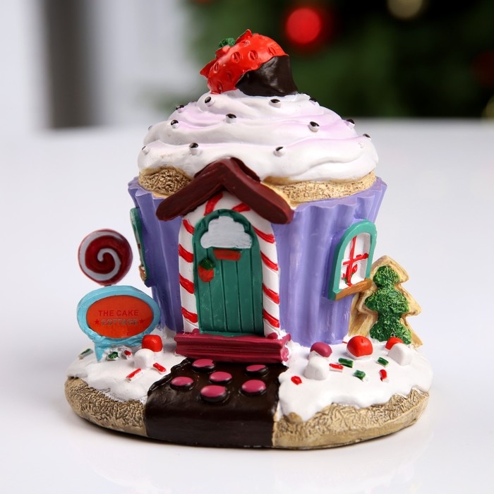 Светодиодная фигура «Дом из сладостей» 13 × 12 × 9 см, полистоун, батарейки LR44х2 (в комплекте), свечение тёплое белое Светодиодная фигура «Дом из сладостей» 13 × 12 × 9 см, полистоун, батарейки LR44х2 (в комплекте), свечение тёплое белое