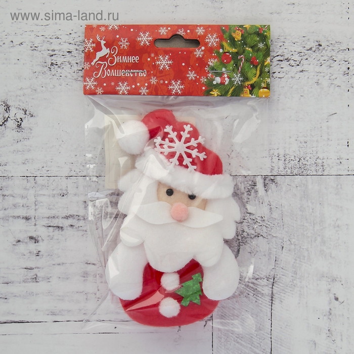 Мягкий магнит Мягкий магнит "Дед Мороз с ёлочкой" 13 см, бело- красный