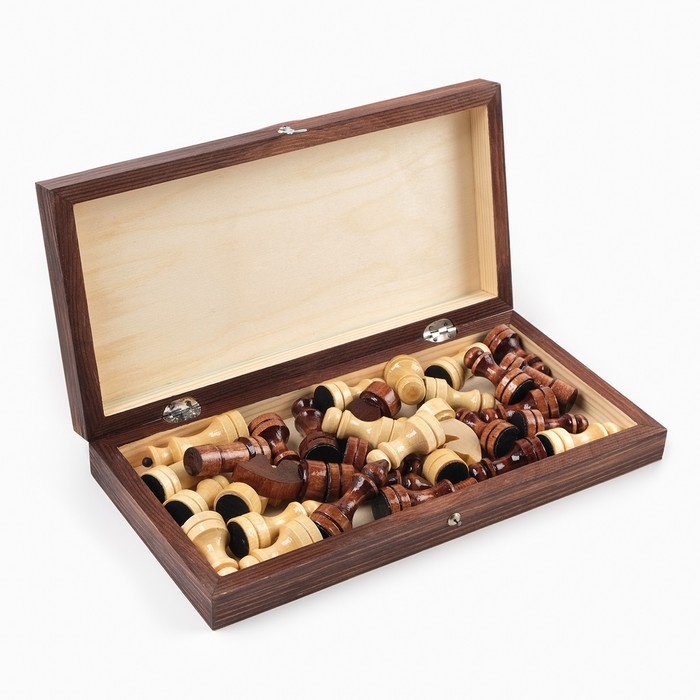 Шахматы деревянные настольные, 29 х 29 х 4.3 см, темная доска, фигуры лак Шахматы деревянные настольные, 29 х 29 х 4.3 см, темная доска, фигуры лак