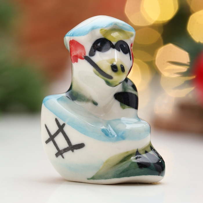 Новый год. Сувенир символ года «Змея в яйце», гжель, цвет, 4.5х3 см Новый год. Сувенир символ года «Змея в яйце», гжель, цвет, 4.5х3 см