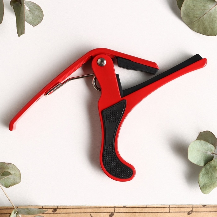 Каподастр для гитары Music Life красный Каподастр для гитары Music Life красный