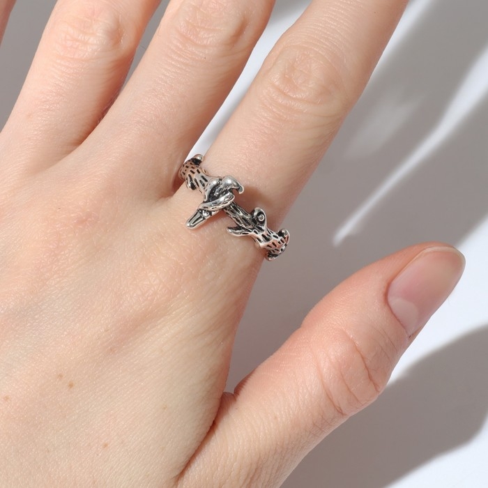 Кольцо «Перстень» ворон, цвет чернёное серебро, безразмерное