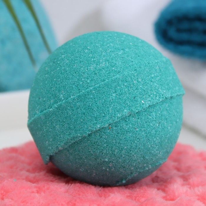 Бомбочка для ванны с шиммером Light Green, 120 г Бомбочка для ванны с шиммером Light Green, 120 г