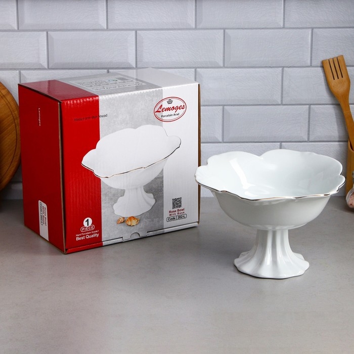 Салатник «Роза», на подставке, 1.5 л, золотая обводка, фарфор, Иран Салатник «Роза», на подставке, 1.5 л, золотая обводка, фарфор, Иран