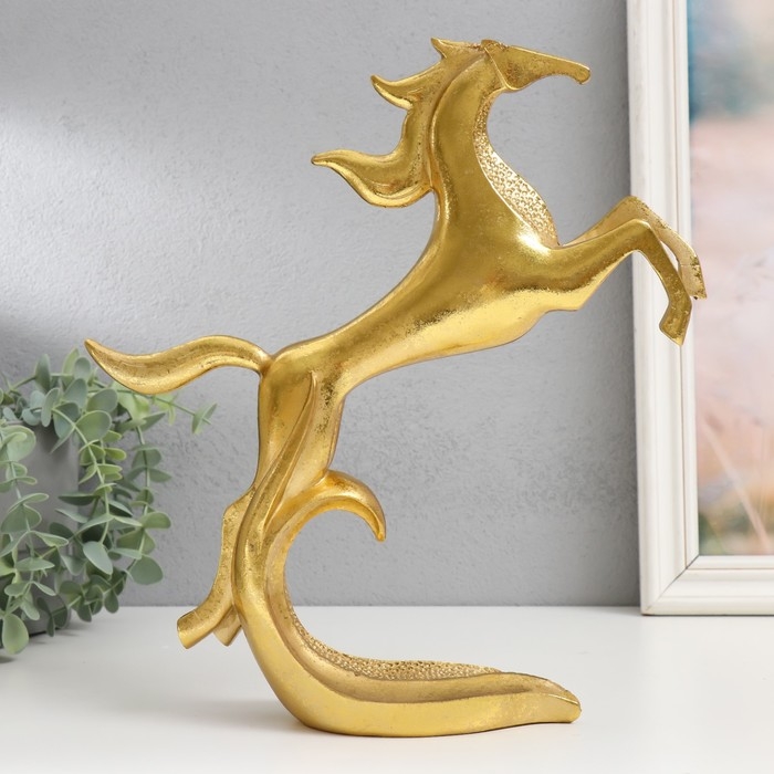 Сувенир полистоун Сувенир полистоун "Скакун на волне" золото 30х27х7 см