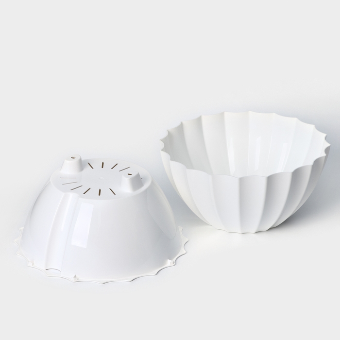 Кашпо для цветов с автополивом «Ракушка», 2,4 л, цвет белый Кашпо для цветов с автополивом «Ракушка», 2,4 л, цвет белый