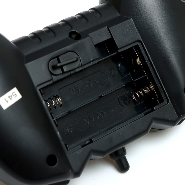 Танк радиоуправляемый «Боец», работает от аккумулятора, стреляет гидрогелевыми пулями, цвет зелёный Танк радиоуправляемый «Боец», работает от аккумулятора, стреляет гидрогелевыми пулями, цвет зелёный