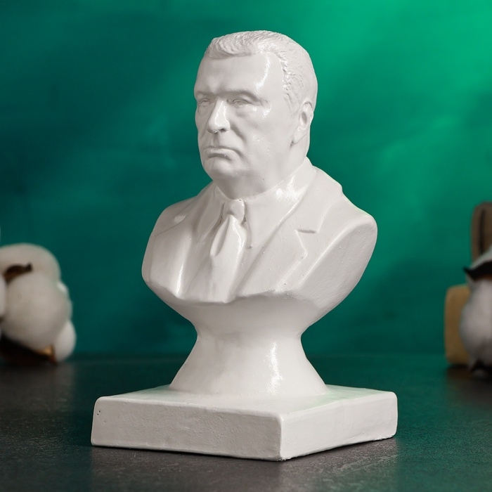 Бюст Бюст "Жириновский В.В." белый, 15см