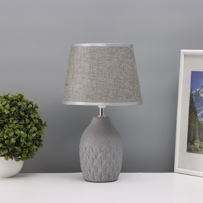 Лампа настольная Лампа настольная "Какао" 1х40Вт Е14 серый 20х20х34см