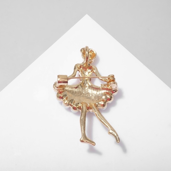 Брошь «Балеринка», цвет красно-белый в золоте