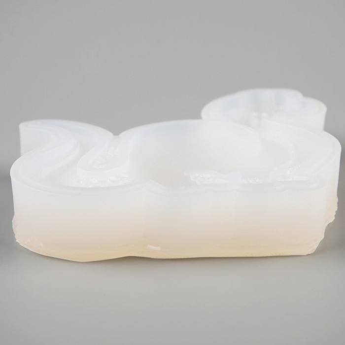 Форма силиконовая универсальная «Милый динозавр», 7,5 × 7 × 0,8 см