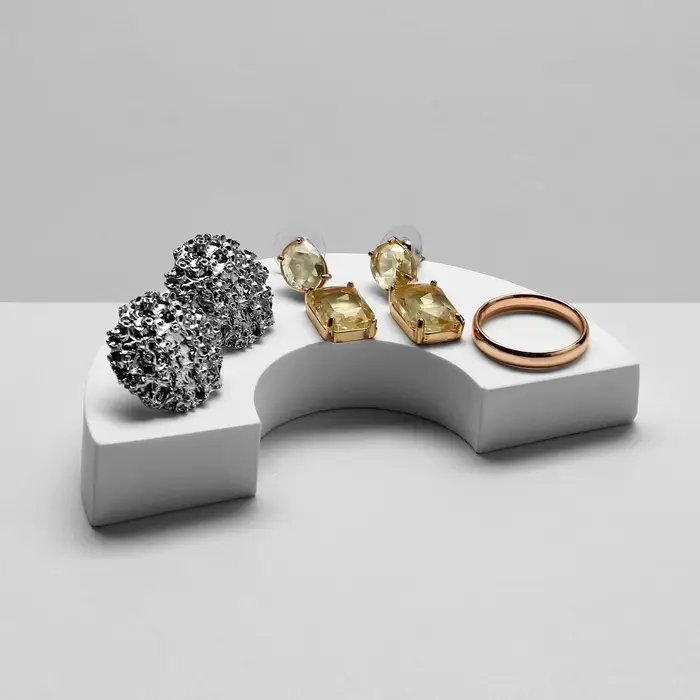 Подставка для мелочей &laquo;Радуга&raquo;, 11&times;6&times;1 см, белая