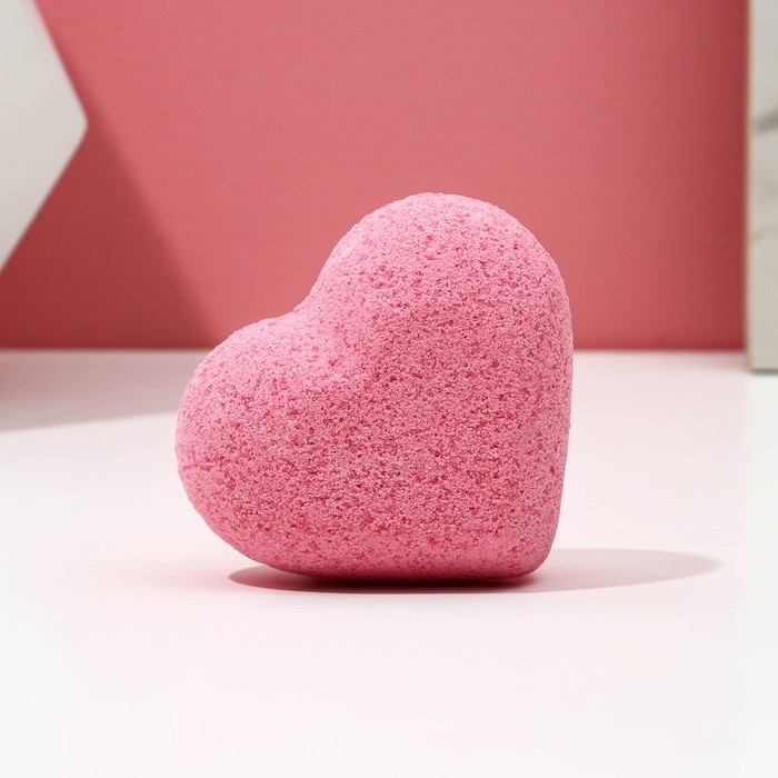 Бомбочка для ванны Love, 130 г, аромат лесных ягод, ЧИСТОЕ СЧАСТЬЕ