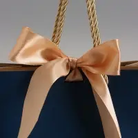 Пакет подарочный, черный , с бантом, 19 х 15 х 7 см