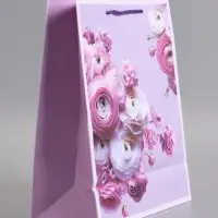 Пакет подарочный ламинированный "Самой красивой" 26 х 12 х 32 см