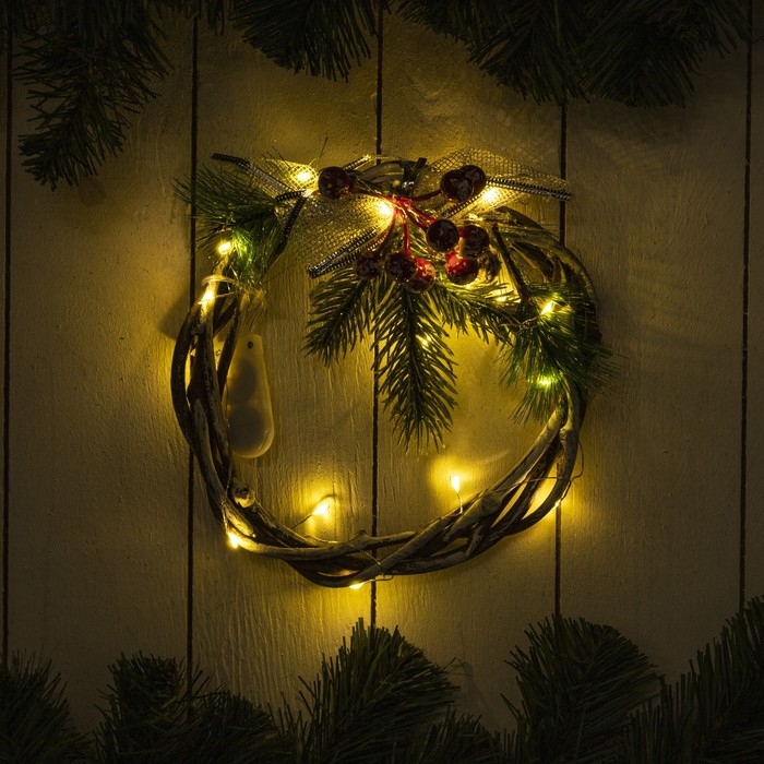 Светодиодная фигура «Венок с ягодами» 18 см, пластик, батарейки CR2032х2 (в комплекте), свечение тёплое белое Светодиодная фигура «Венок с ягодами» 18 см, пластик, батарейки CR2032х2 (в комплекте), свечение тёплое белое