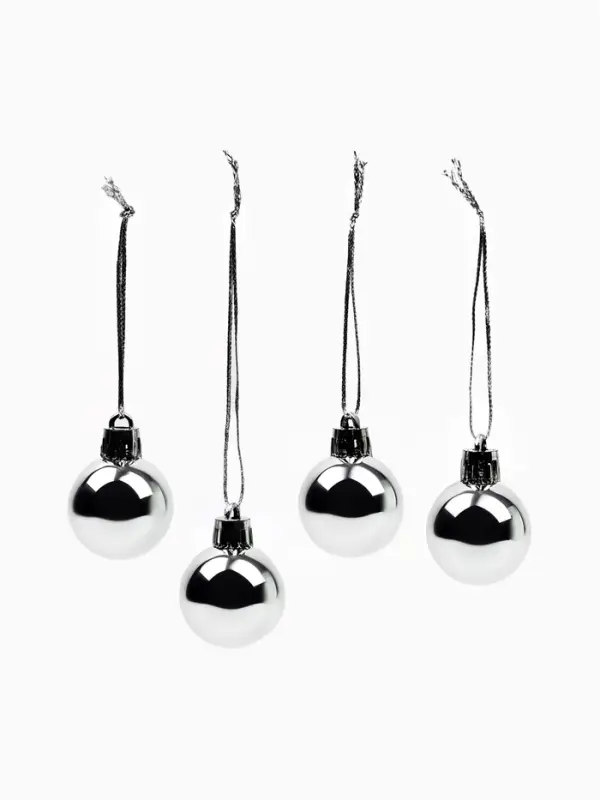 Подарочный набор &laquo;Удачного Нового года!&raquo;, в наборе 2 свечи, 4 шарика, ёлочная игрушка