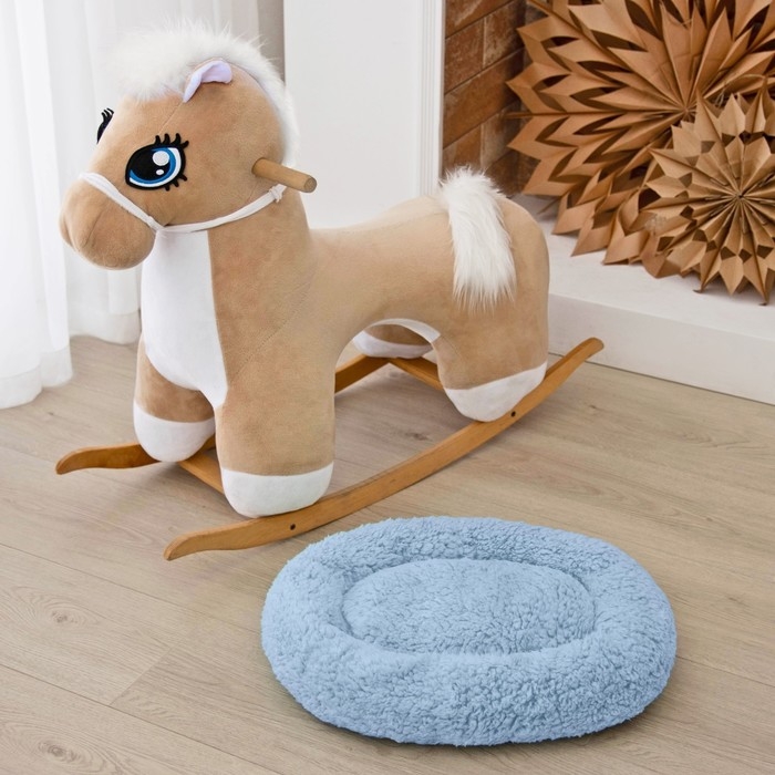 Лежанка для собак и кошек «Уют», мягкий мех, 45 х 35 х 11 см, голубая Лежанка для собак и кошек «Уют», мягкий мех, 45 х 35 х 11 см, голубая