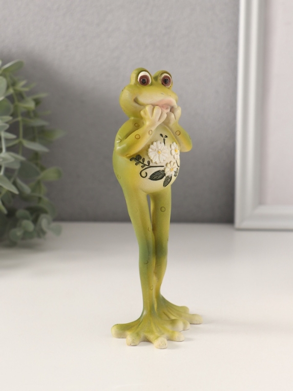 Сувенир полистоун Сувенир полистоун "Лягушка стеснительная, с цветами на животике" 11,5х3,5х16 см