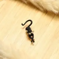 Брошь &laquo;Кошка&raquo;, грация, чёрная в золоте
