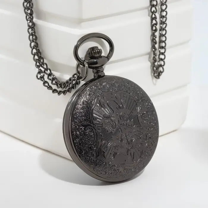 Часы карманные &laquo;Бонжур&raquo;, кварцевые, циферблат d=4 см, 5.5&times;4.5 см, цепочка 80 см