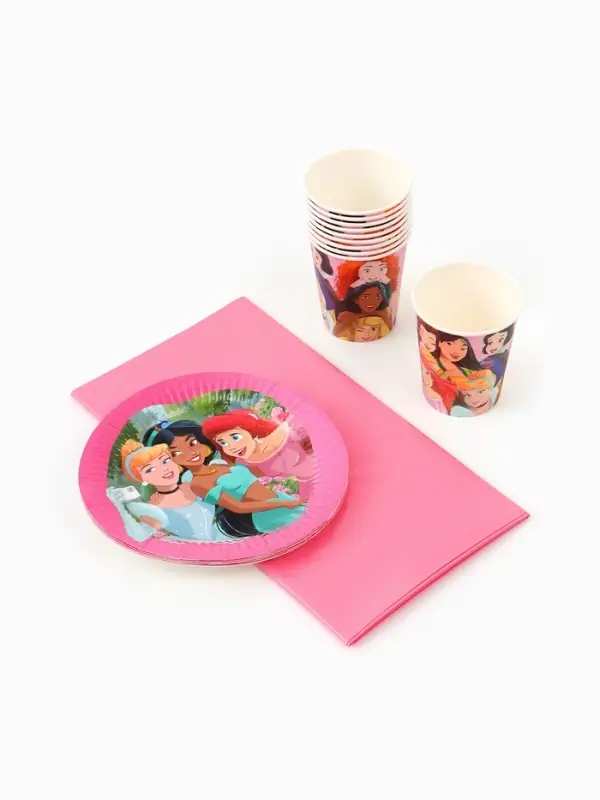 Посуда одноразовая бумажная на 10 персон: стаканы, тарелки, скатерть, Принцессы Посуда одноразовая бумажная на 10 персон: стаканы, тарелки, скатерть, Принцессы