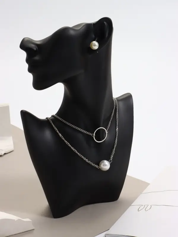 Бюст для украшений &laquo;QF. Половина лица&raquo;, отверстие под серьгу, 18&times;7&times;28 см, чёрный