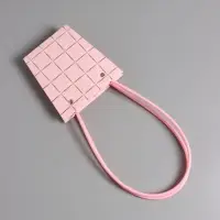 Сумка для цветов розовая влагостойкая, 13x9.5x13±5% см Сумка для цветов розовая влагостойкая, 13x9.5x13±5% см