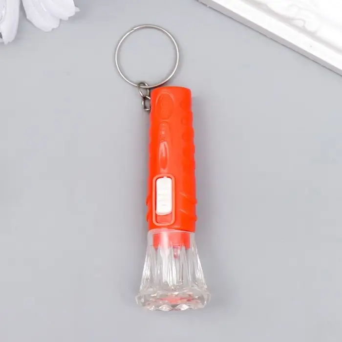 Фонарик брелок для ключей на кольце «Ромбики», светит, 6.8×2.2×2.2 см, МИКС Фонарик брелок для ключей на кольце «Ромбики», светит, 6.8×2.2×2.2 см, МИКС