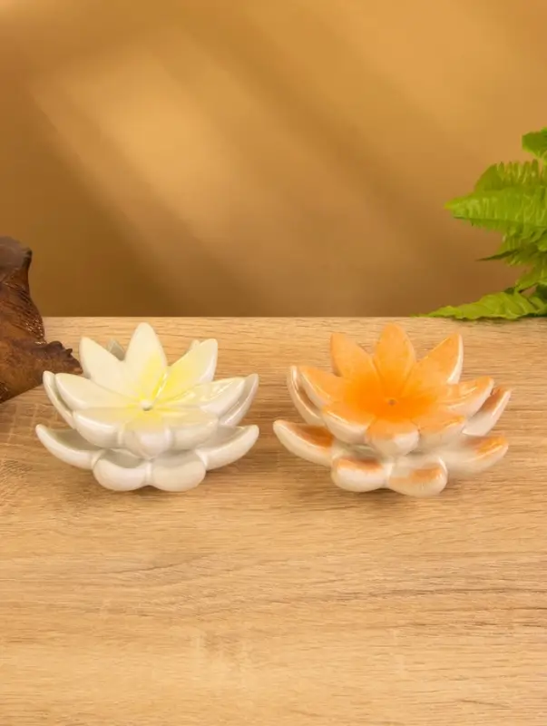 Подставка под благовония  Подставка под благовония "Цветок кувшинки" керамика, цв. МИКС, 9,5х9,5х4 см