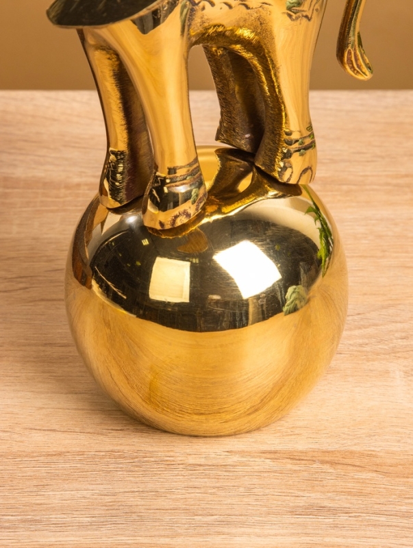 Сувенир Сувенир "Слон на шаре" латунь с перламутром 13х15х33 см