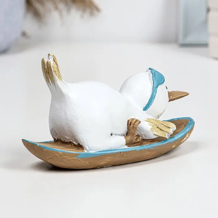 Фигурка полистоун TAKE IT EASY &laquo;Пингвин на борде&raquo;, 14&times;5.5&times;7.5 см