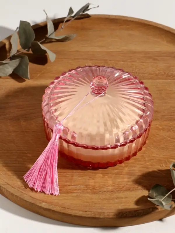 Свеча ароматическая в шкатулке Свеча ароматическая в шкатулке "Розовая" 3 фитиля аромат сладкий апельсин 13,3х13,3х9,5 см 1087762