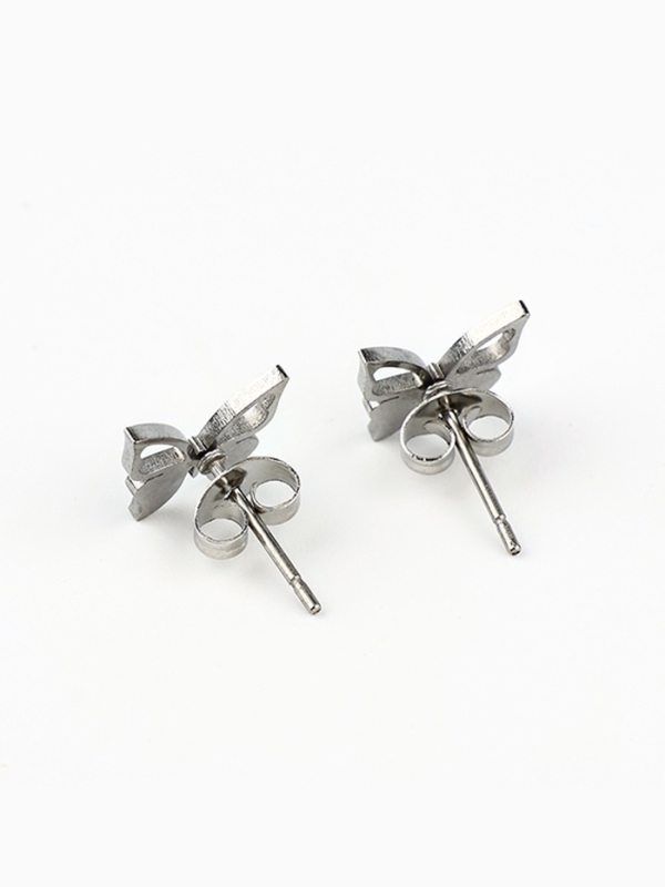 Серьги гвоздики “Cute girl”, 0,95 см Серьги гвоздики “Cute girl”, 0,95 см