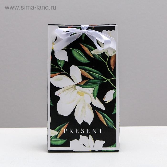 Пакет подарочный с лентой, упаковка, &laquo;Present&raquo;, 13 х 23 х 7 см