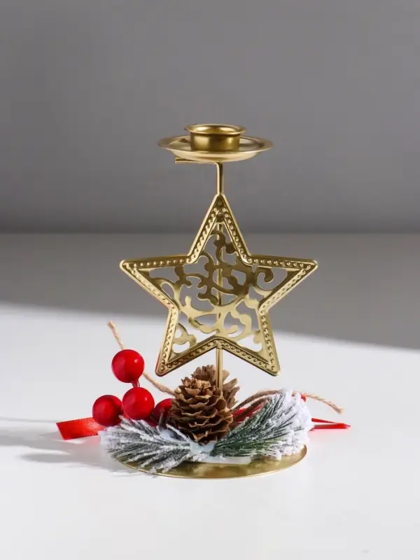 Подсвечник металл на 1 свечу  Подсвечник металл на 1 свечу "Ажурная звезда с новогодним декором" золото d=2 см 9х9х15,5 см   10874