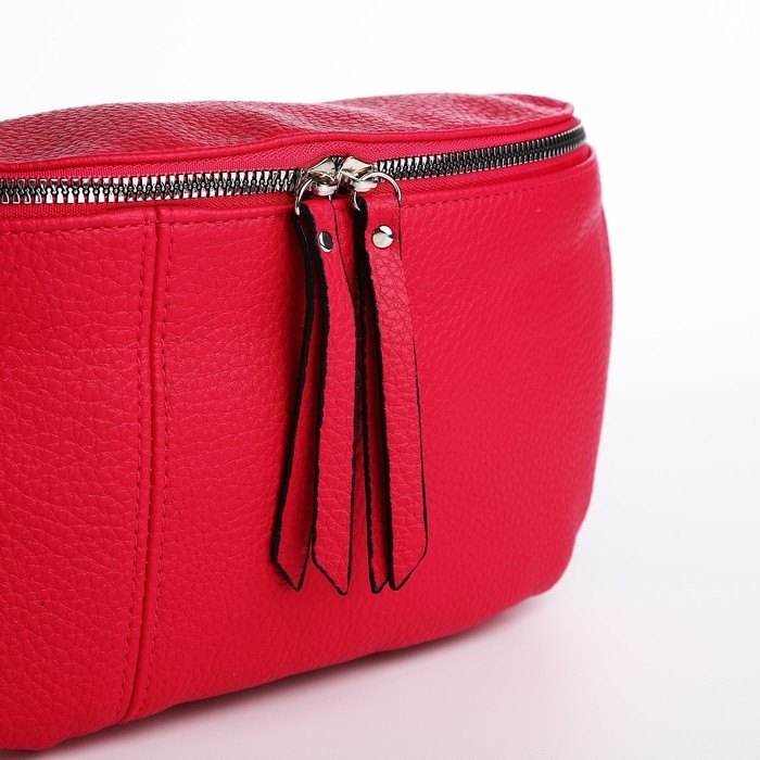 Сумка кросс-боди на молнии, цвет красный Сумка кросс-боди на молнии, цвет красный