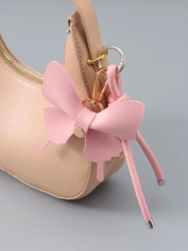 Брелок на карабине "Бабочка с узлом" розовый 13,5х9,5х2,5 см