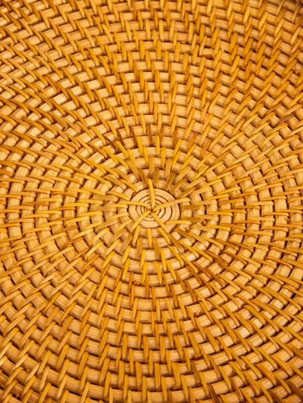 Поднос плетёный 28х28х3 см, ротанг Поднос плетёный 28х28х3 см, ротанг