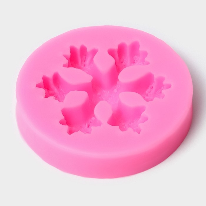 Молд новогодний «Снежинка», силикон, 6,7×6,7 см, цвет МИКС Молд новогодний «Снежинка», силикон, 6,7×6,7 см, цвет МИКС