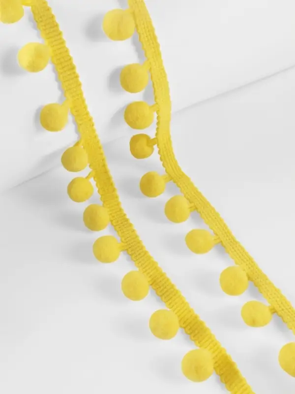 Тесьма декоративная с помпонами, 25&plusmn;5 мм, 8.2&plusmn;0.5 м, жёлтая