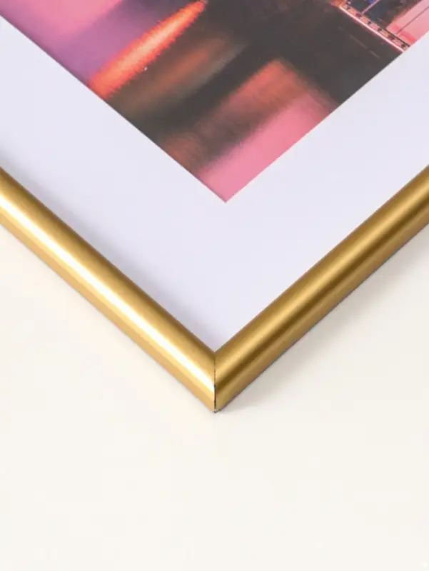 Фоторамка для фото 30х40 см, с паспарту 21х30 см, Vivo, золото