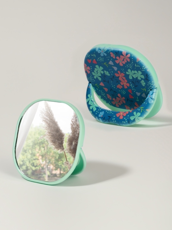 Зеркало карманное «Узор», с подставкой, 8 × 8 см, цвет синий