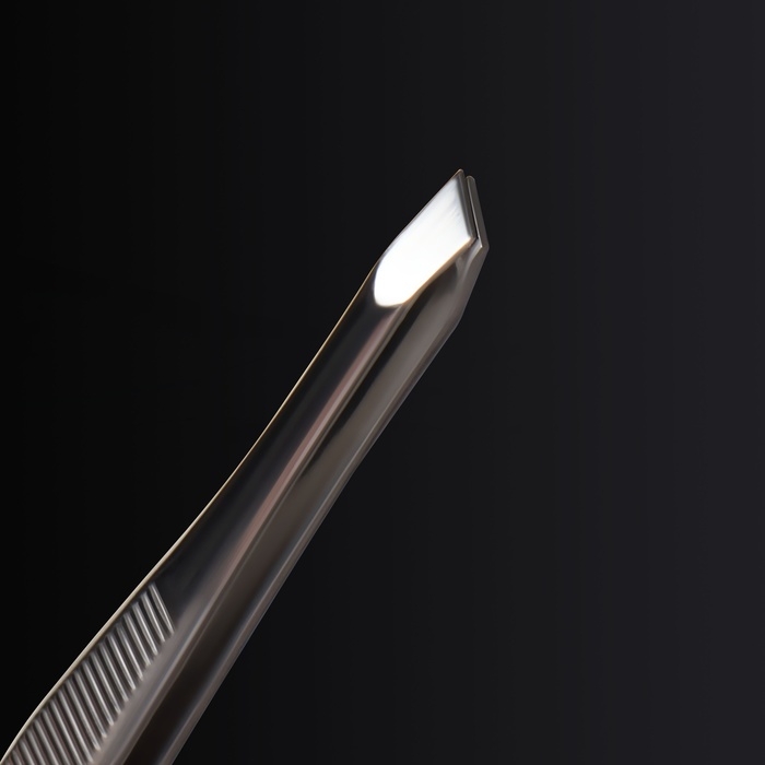 Пинцет «Premium» скошенный, узкий, 9 × 0,6 см, на блистере, цвет серебристый