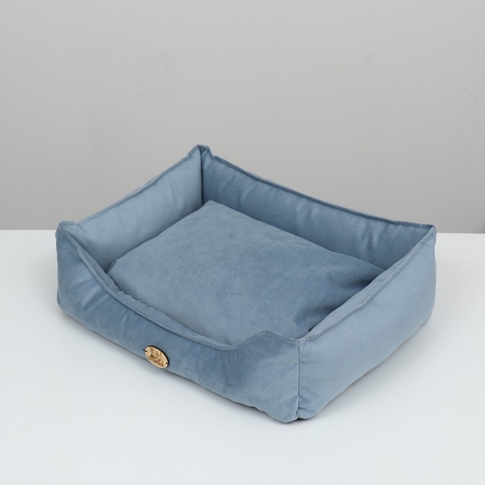 Лежанка, велюр, 55 х 40 х 15 см, голубая Лежанка, велюр, 55 х 40 х 15 см, голубая